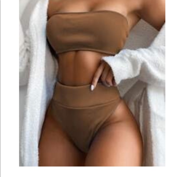 New bikini - Picture 2 of 2